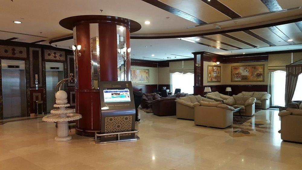Al Bustan Tower Hotel Suites Šardžá Exteriér fotografie